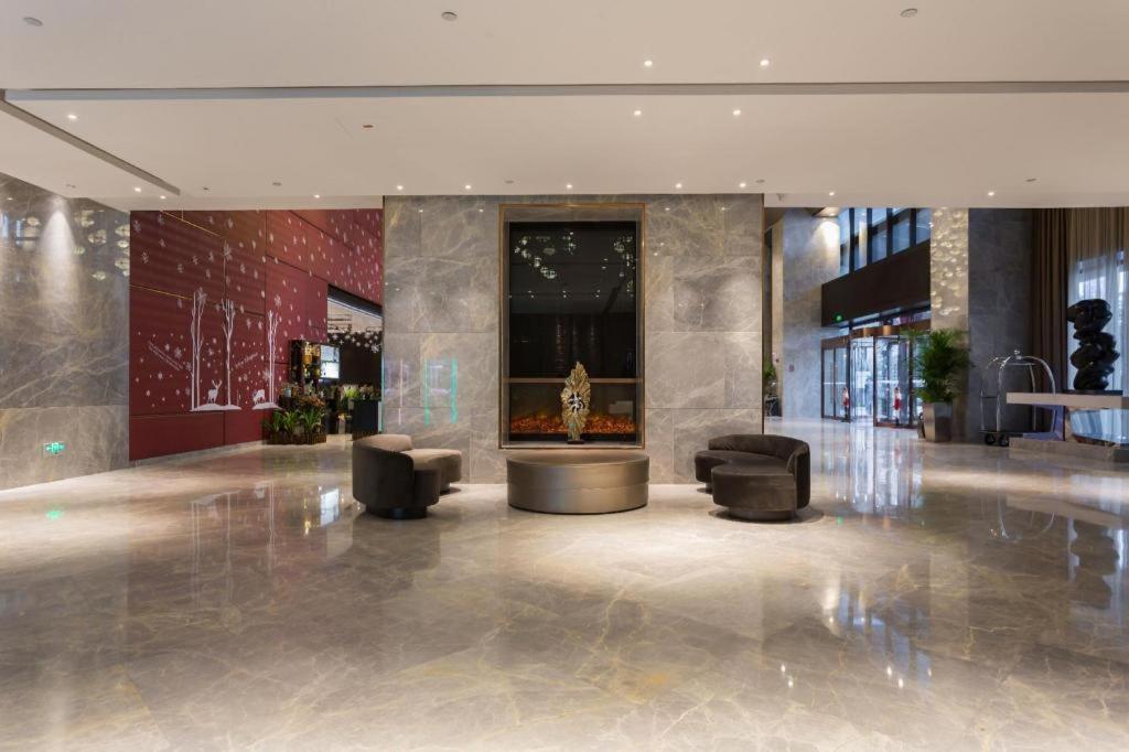The Qube Hotel Jingzhou Exterior photo