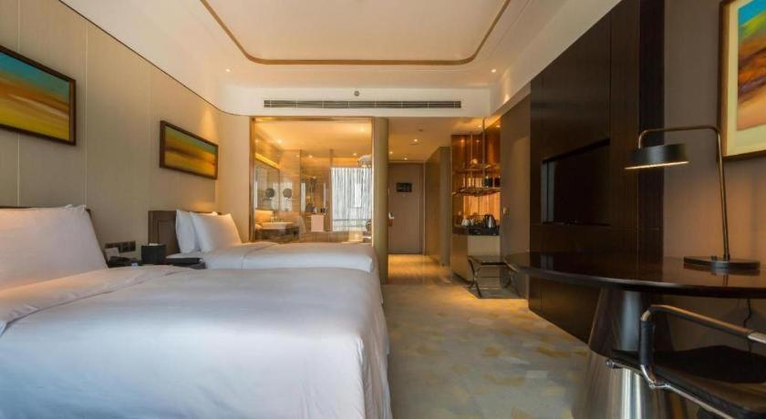 The Qube Hotel Jingzhou Exterior photo